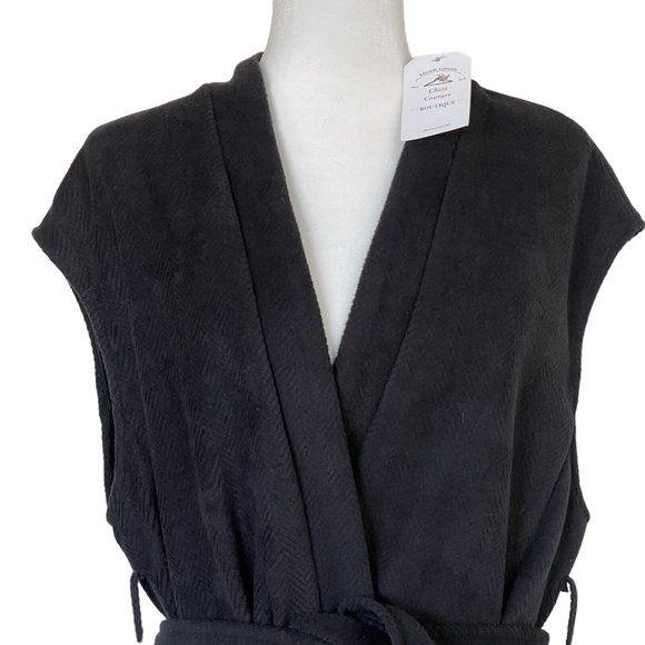 OAT Long Vest Womens Size XS Black Belted Side Slits NEW - Picture 2 of 9